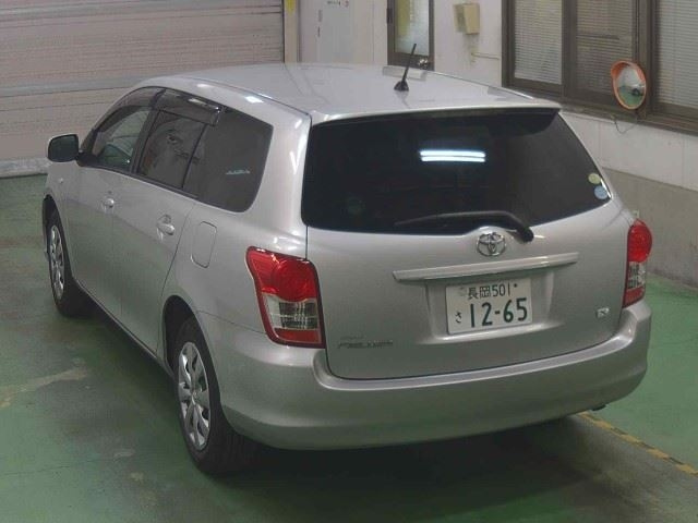 TOYOTA COROLLA FIELDER 2010