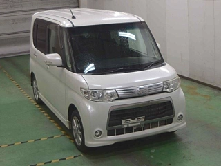DAIHATSU TANTO 2012