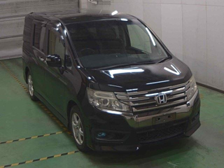 HONDA STEP WAGON 2013