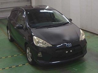 TOYOTA AQUA 2012