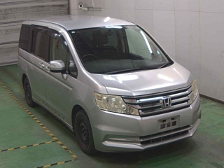 HONDA STEP WAGON 2012