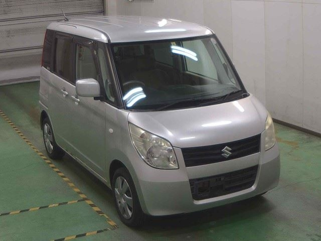 SUZUKI PALETTE 2010