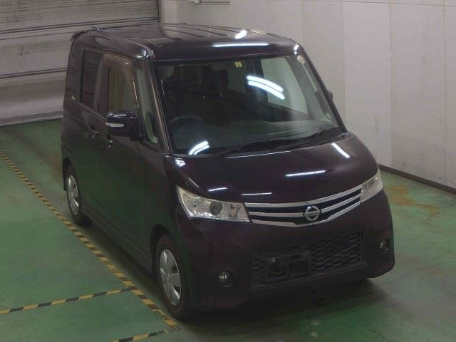 NISSAN ROOX 2012