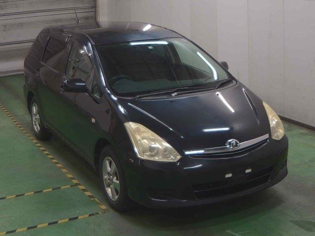 TOYOTA WISH 2008