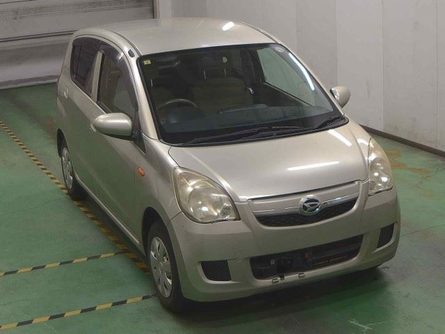 DAIHATSU MIRA 2010