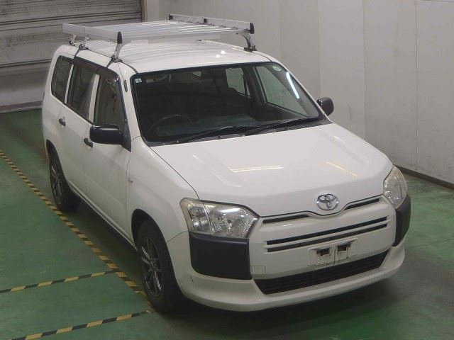 TOYOTA PROBOX 2015