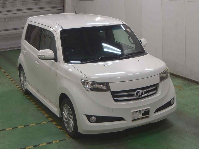 TOYOTA BB 2009
