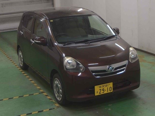 DAIHATSU MIRA E S 2012