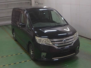 NISSAN SERENA 2011