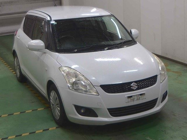 SUZUKI SWIFT 2011