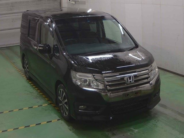 HONDA STEP WAGON 2012