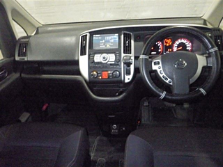 NISSAN SERENA 2008