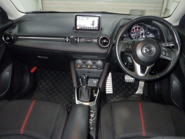 MAZDA DEMIO 2015