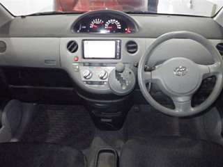 TOYOTA SIENTA 2008