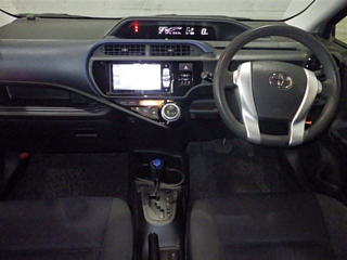TOYOTA AQUA 2015