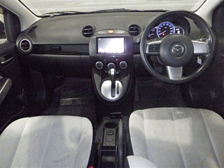 MAZDA DEMIO 2012
