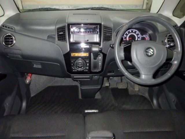SUZUKI PALETTE 2011