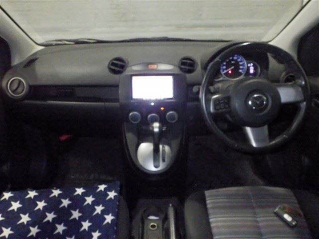 MAZDA DEMIO 2012