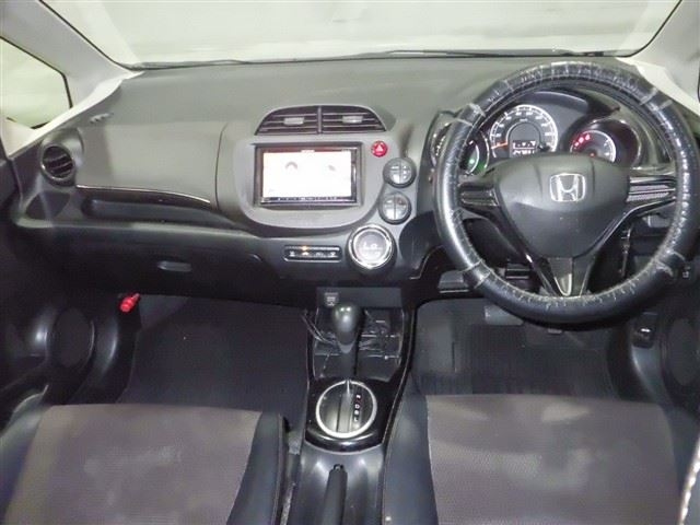 HONDA FIT SHUTTLE 2011