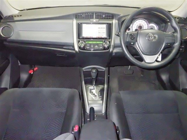 TOYOTA COROLLA FIELDER 2013