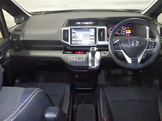 HONDA STEP WAGON 2013
