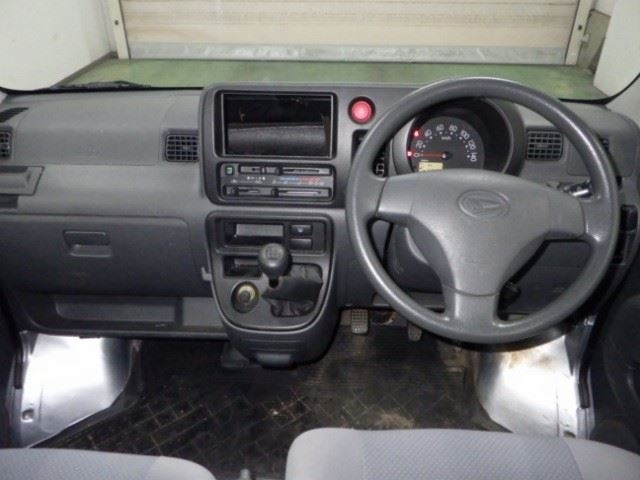 DAIHATSU HIJET VAN 2010
