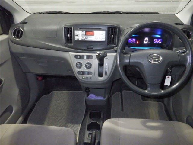 DAIHATSU MIRA E S 2012