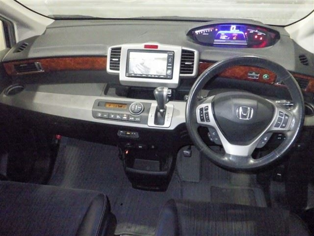 HONDA FREED 2012
