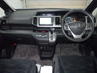 HONDA STEP WAGON 2012