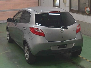 MAZDA DEMIO 2011