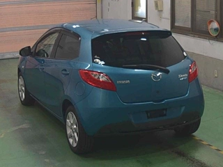 MAZDA DEMIO 2012