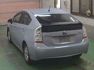 TOYOTA PRIUS 2011