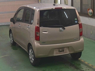 DAIHATSU MOVE 2013