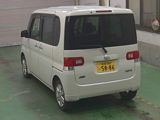 DAIHATSU TANTO 2012