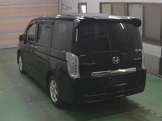 HONDA STEP WAGON 2013