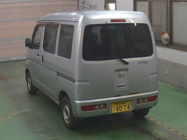 DAIHATSU HIJET VAN 2010
