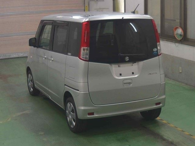 SUZUKI PALETTE 2010