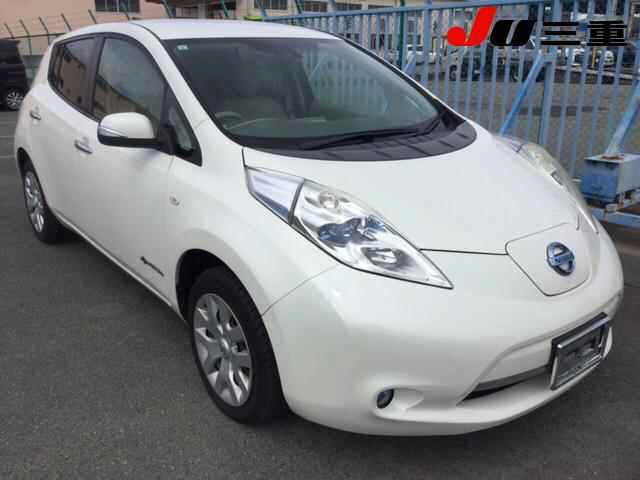 NISSAN LEAF 2013