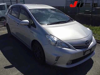 TOYOTA PRIUS ALPHA 2014