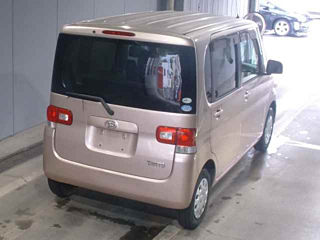 DAIHATSU TANTO 2008