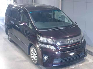 TOYOTA VELLFIRE 2013