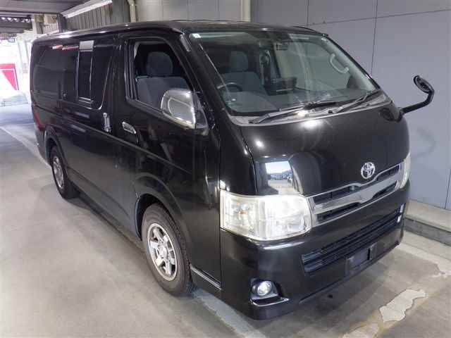 TOYOTA HIACE VAN 2012