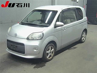 TOYOTA PORTE 2013