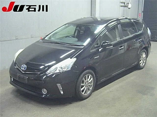TOYOTA PRIUS ALPHA 2014