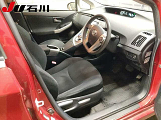 TOYOTA PRIUS 2012