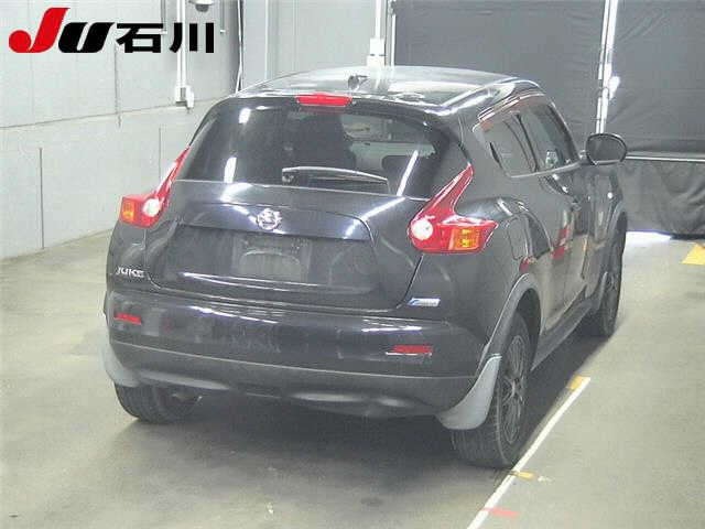NISSAN JUKE 2010