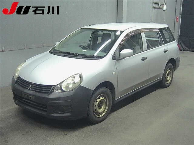 MITSUBISHI LANCER VAN 2011