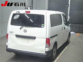 NISSAN NV200 2015