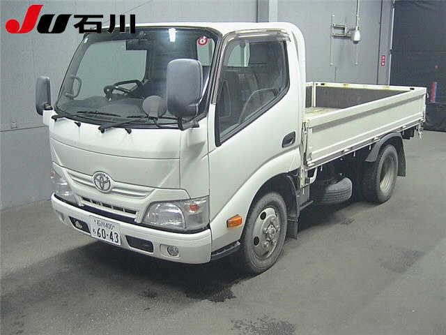 TOYOTA DYNA 2016