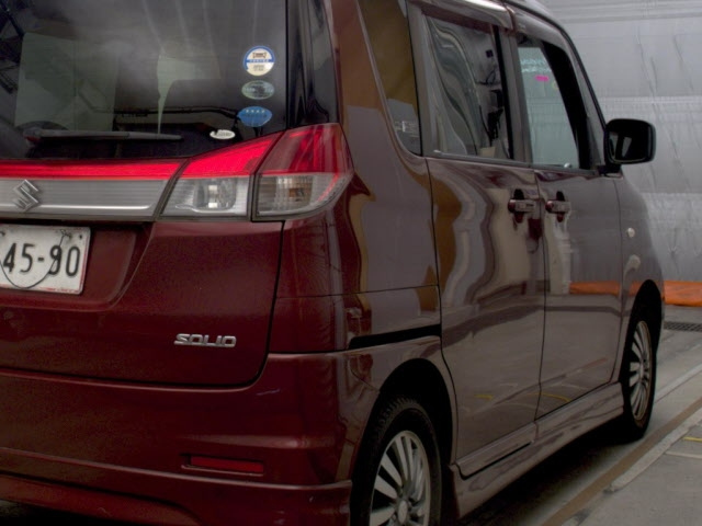 SUZUKI SOLIO 2011